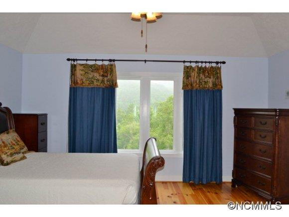 748 Blue Ridge Drive North - Photo 13