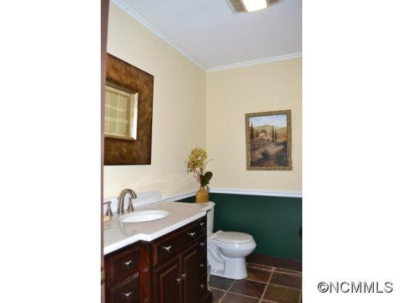 748 Blue Ridge Drive North - Photo 18