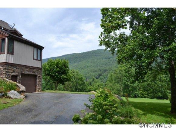 748 Blue Ridge Drive North - Photo 4
