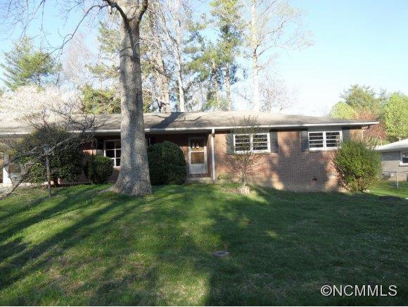 1613 Sherman Drive