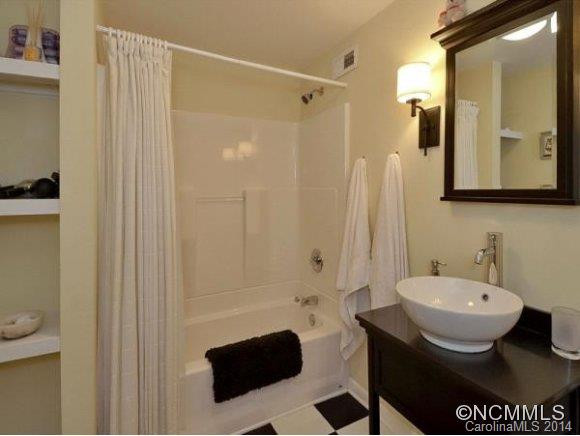 6 Wisteria Drive - Photo 12