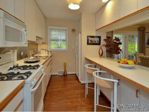 6 Wisteria Drive - Photo 5