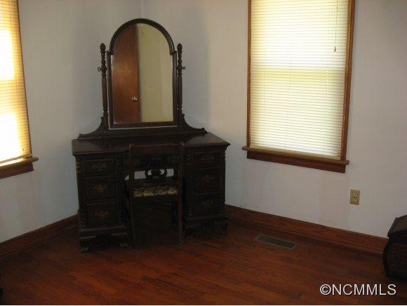 916 Allens Creek Road - Photo 12