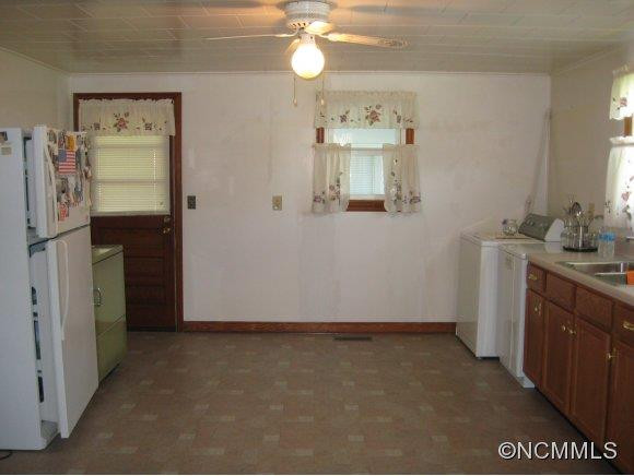 916 Allens Creek Road - Photo 6