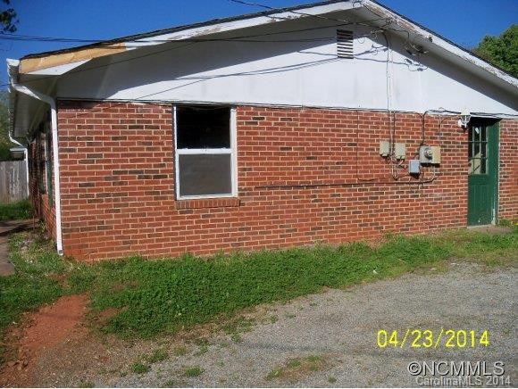 164 Greenfield Drive - Photo 3