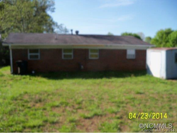 164 Greenfield Drive - Photo 4