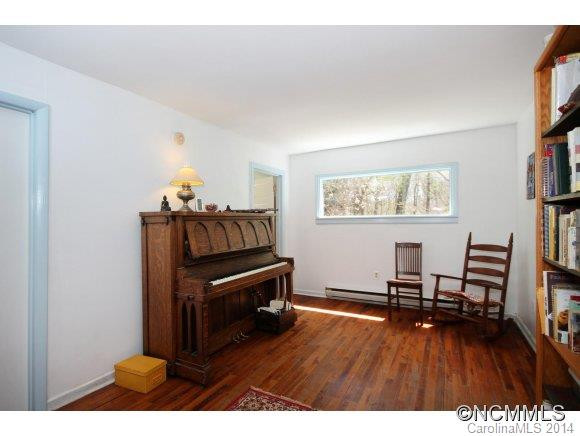 123 Forest Hill Drive - Photo 10