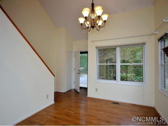 50 WOODVALE AVENUE - Photo 2