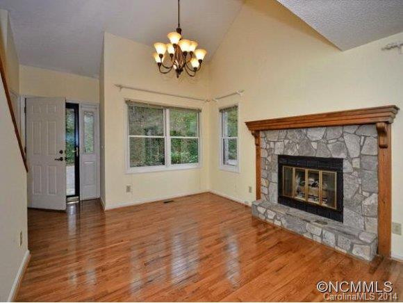 50 WOODVALE AVENUE - Photo 3