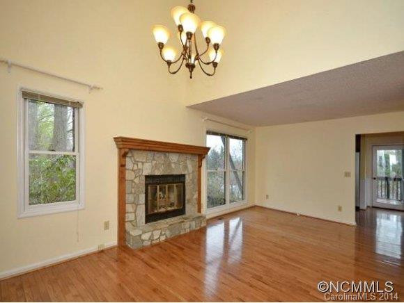 50 WOODVALE AVENUE - Photo 4
