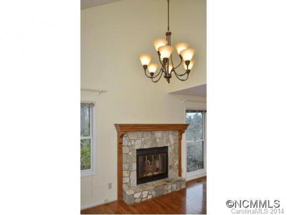 50 WOODVALE AVENUE - Photo 5