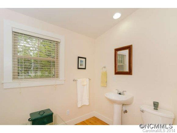 136 Salola Street - Photo 17