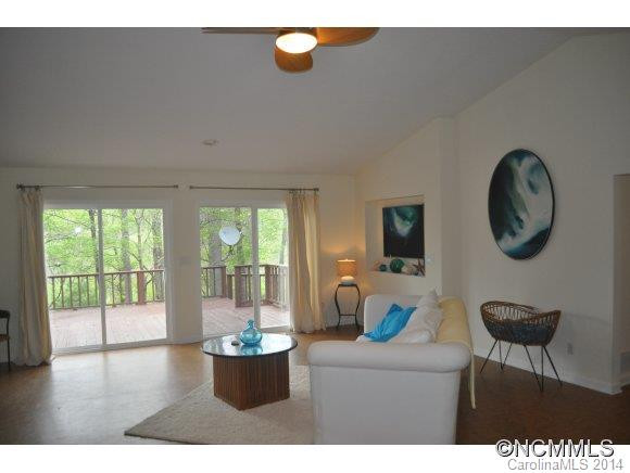 441 Hunters Glen Lane - Photo 4