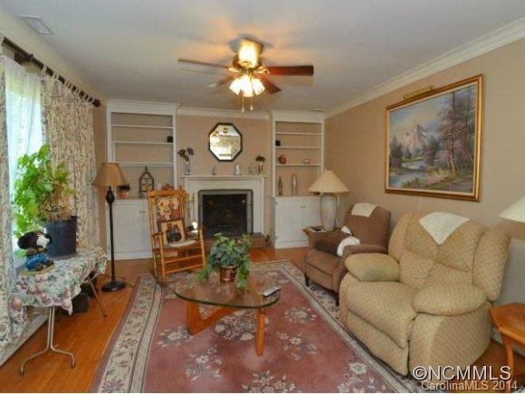 11 ADAMSWOOD RD - Photo 2