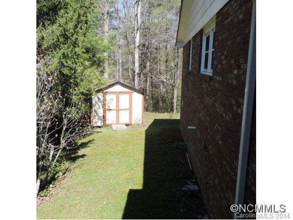 17 Grove Circle - Photo 5