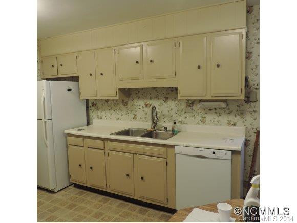 17 Grove Circle - Photo 10