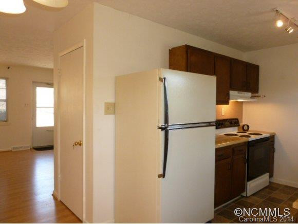 26 Evelake Drive - Photo 5