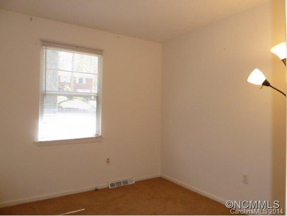 26 Evelake Drive - Photo 8