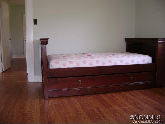 69 McLean - Photo 14