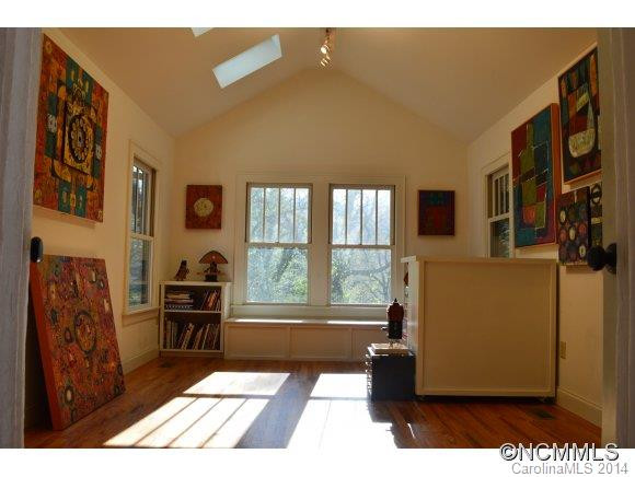 125 Linden - Photo 9