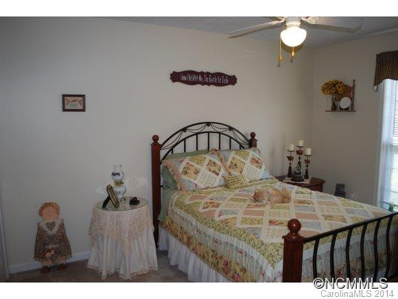 16 Lawson Lane - Photo 11