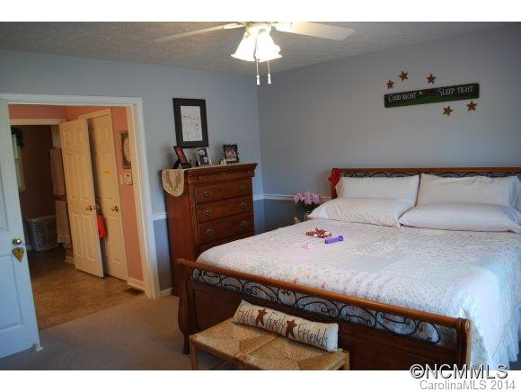 16 Lawson Lane - Photo 8
