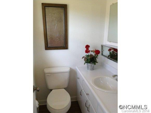 20 Springside Drive - Photo 9