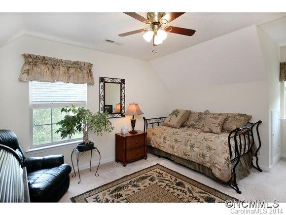 129 Farm Valley Court - Photo 14