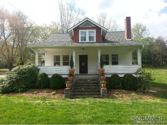 12 Triple Oak Drive