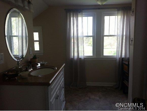 12 Triple Oak Drive - Photo 14