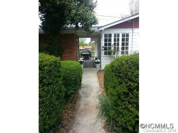 12 Triple Oak Drive - Photo 3
