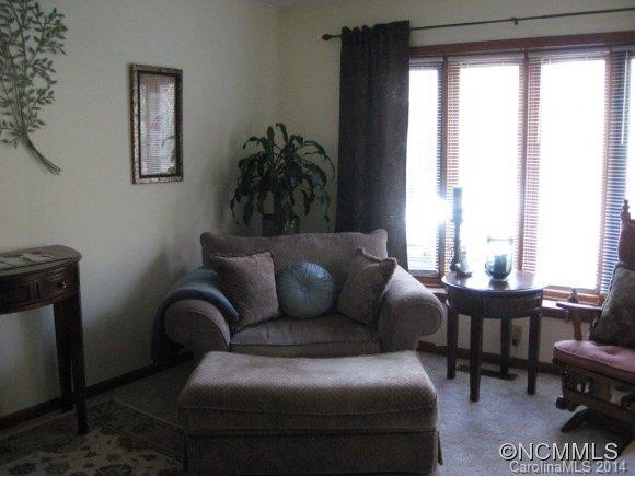 4 Bramblewood Rd #8 - Photo 6