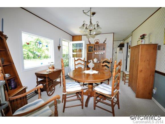1225 Pinebrook Circle - Photo 4
