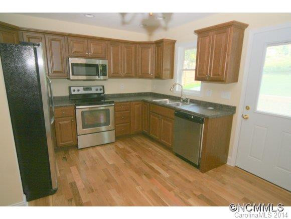 143 Powell Street - Photo 7