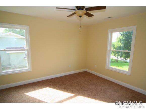 143 Powell Street - Photo 9