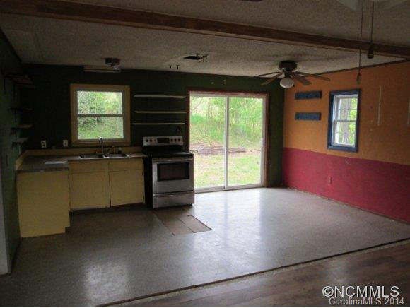 490 McDevitt Rd - Photo 4