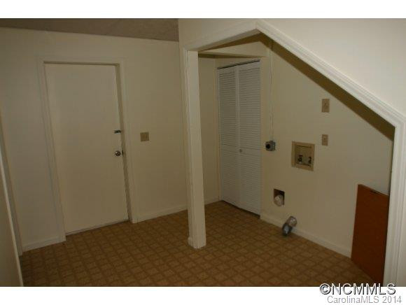 2752 Gerton Highway - Photo 20