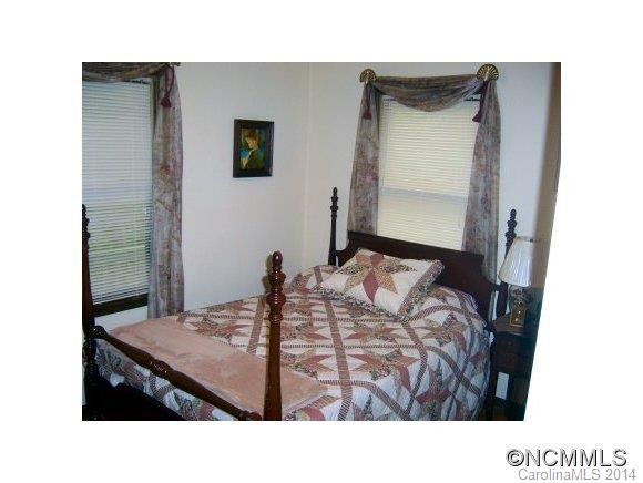 205 Fox Briar Drive - Photo 8