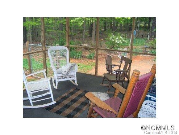 205 Fox Briar Drive - Photo 9