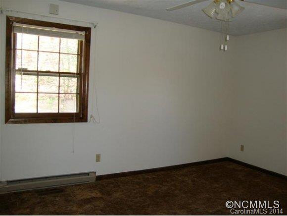 122 SHELLY DRIVE - Photo 13