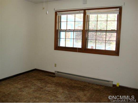 122 SHELLY DRIVE - Photo 14