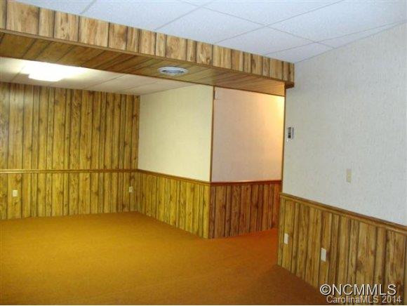 122 SHELLY DRIVE - Photo 16