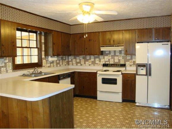 122 SHELLY DRIVE - Photo 6