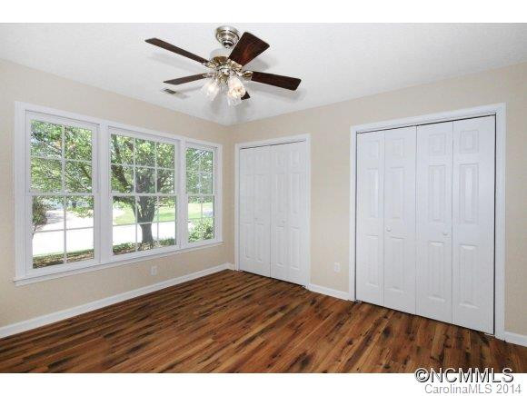 1009 Thorncrest Drive - Photo 13