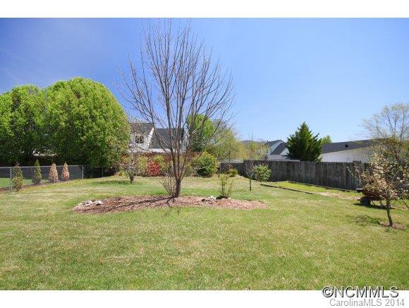 1009 Thorncrest Drive - Photo 15