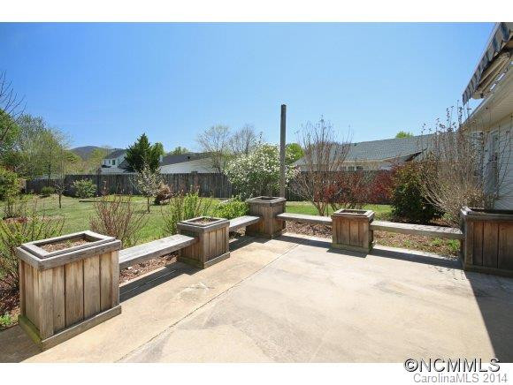 1009 Thorncrest Drive - Photo 16