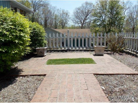 34 Squirrel Trail - Photo 4