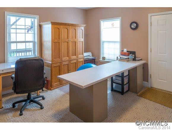 210 Brookside Avenue - Photo 18