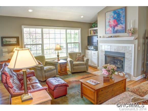 210 Brookside Avenue - Photo 3