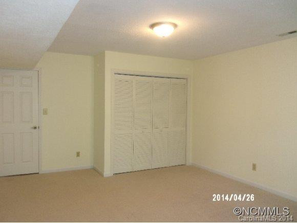 100 Thistle Knoll Court - Photo 9